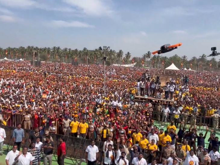 विजय की रैली में 35,000 से ज्यादा लोग शामिल हुए।