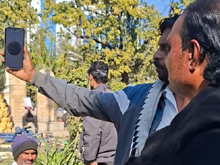 आधार फेस से कुछ इस तरह से लगाई जाती है ई-अटेडेंस।