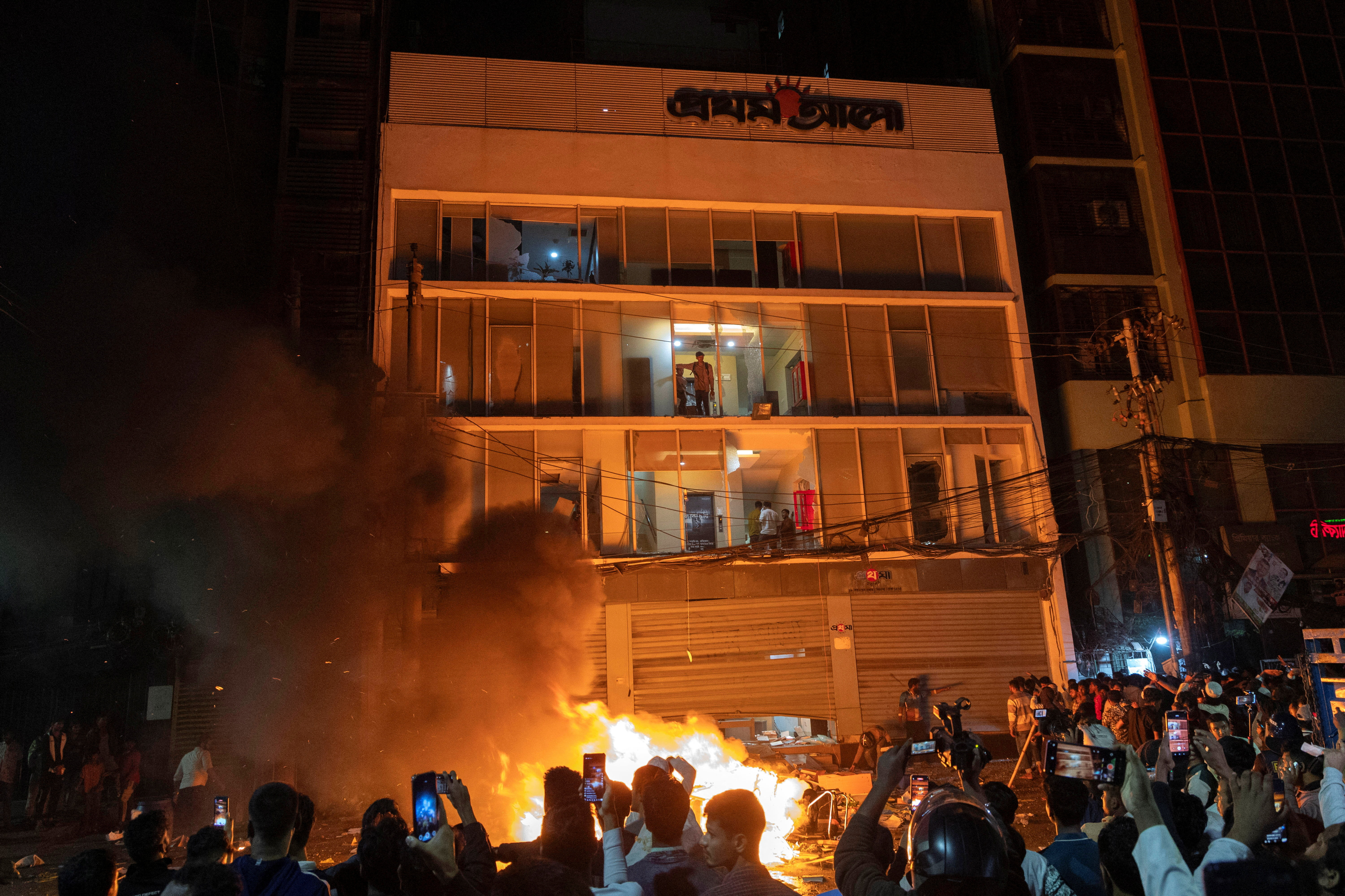 Protests erupted in Dhaka following the death of student leader Osman Hadi. Prothom Alo's offices were vandalized and set on fire.