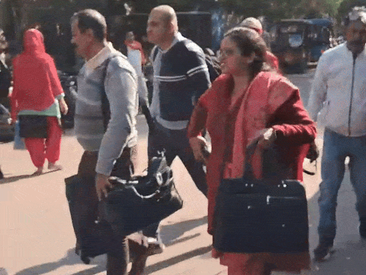 केंद्र से टीम भी जांच करने के लिए पहुंची।