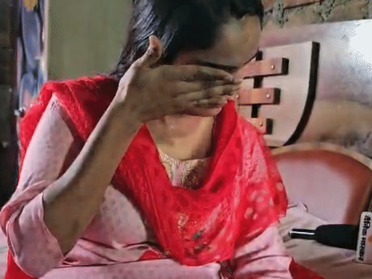 सना से जब बात की तो वह श्यामलाल की तस्वीर देखकर रोने लगी।