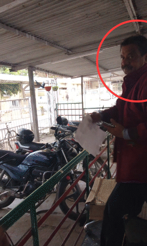 गार्ड ने दावा किया कि वो महज 1 घंटे में MRI करवा देंगे।