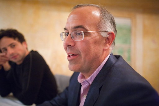 एपस्टीन सेक्स स्कैंडल की 68 नई तस्वीरें जारी, महिलाओं के साथ दिखे बिलेनियर बिल गेट्स  