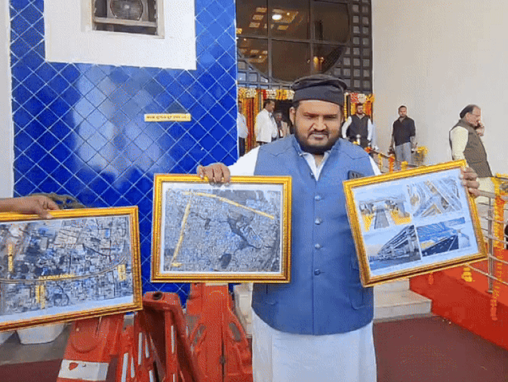 17 दिसंबर को विधानसभा के विशेष सत्र में भोपाल उत्तर से कांग्रेस विधायक आतिफ अकील भोपाल के पुराने शहर में ट्रैफिक समस्या से निजात पाने के लिए फ्लाई ओवर बनाने के प्रोजेक्ट्स की तस्वीरें फ्रेमिंग कराकर लेकर पहुंचे थे।