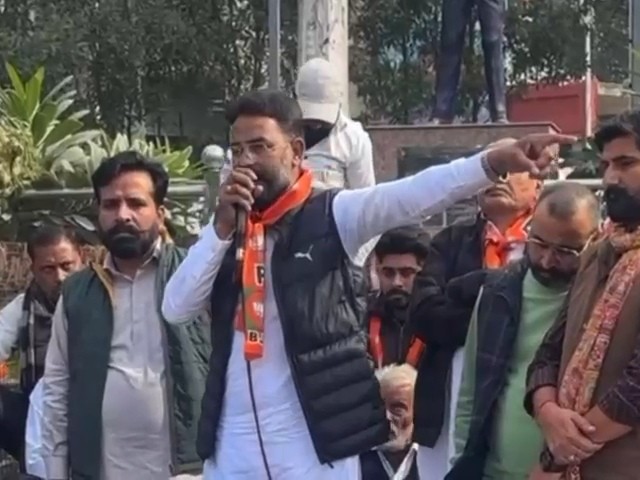 फाजिल्का में धमकियों वाली पॉलिटिक्स:  पंचायत समिति-जिप चुनाव नतीजों के बाद बढ़ी तल्खी, भाजपा-आप नेता कैमरे पर दे रहे धमकी – Fazilka News