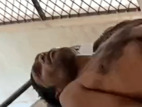 रामनारायण बघेल (40) की डेड बॉडी अभी केरल में ही है।