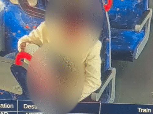 रैपिड रेल के सीसीटीवी में लड़का-लड़की की गंदी हरकत का वीडियो रिकॉर्ड हो गया।