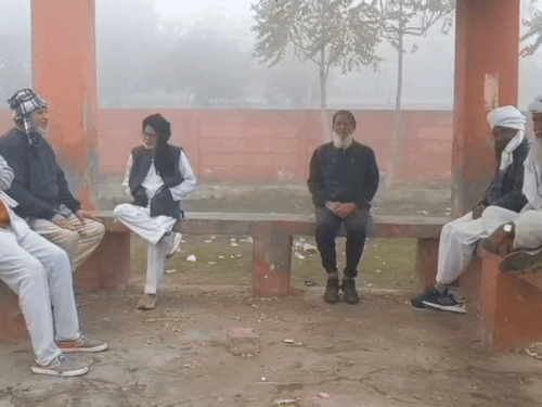 नूंह के गांधी पार्क में गंदगी के ढेर:  देखरेख करने वाला कोई नहीं,चारों ओर गंदगी फैली,असामाजिक तत्वों का जमावड़ा – Nuh News