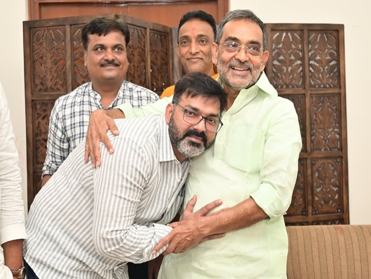 बिहार विधानसभा चुनाव से पहले पवन सिंह भाजपा में शामिल हुए। इसके बाद कुछ इस तरह उपेंद्र कुशवाहा से मिले थे।