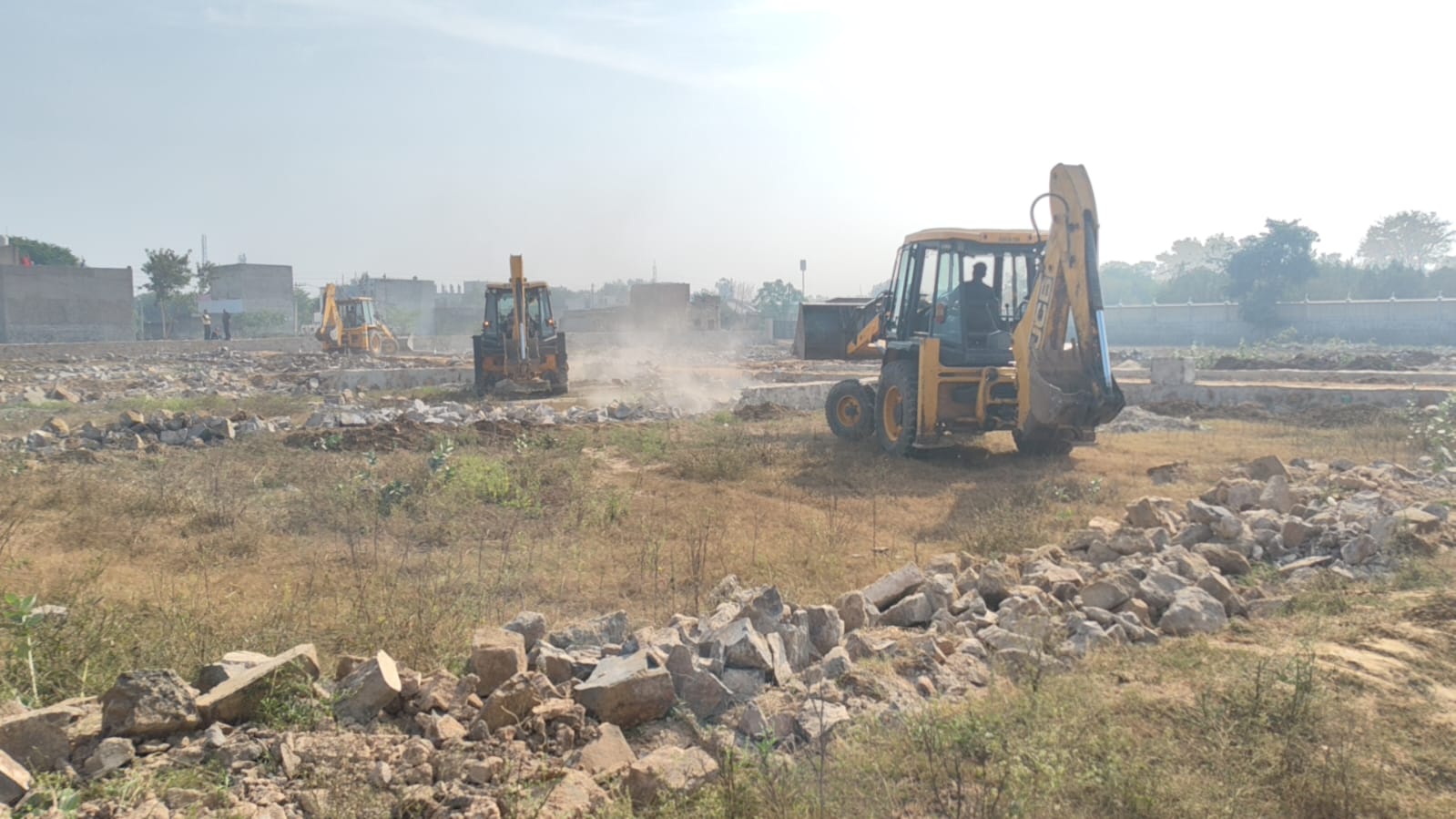 Illegal plotting on 25 bighas of land in Divakari demolished