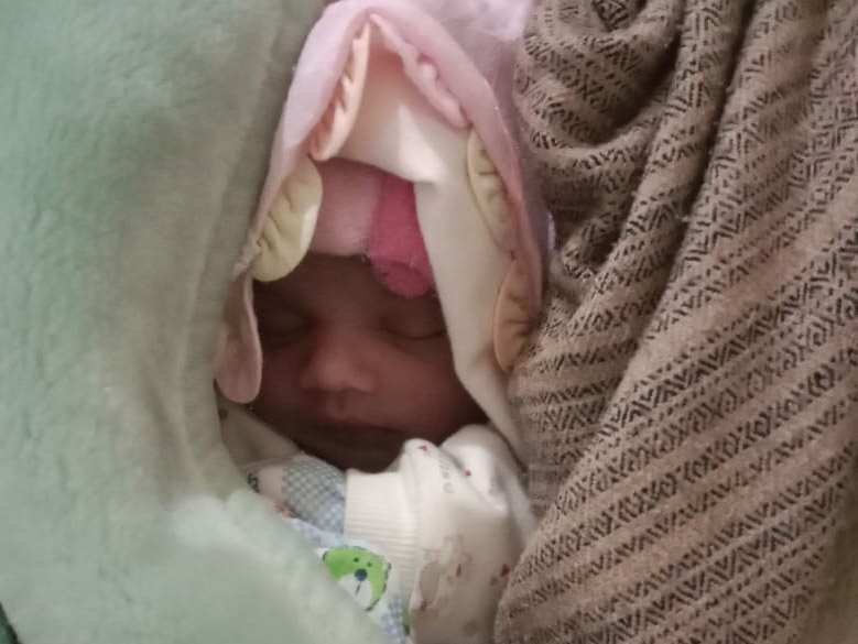 बच्चों के मिलते ही फफक पड़ी खुशबू।