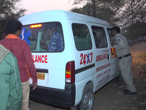 पुलिस ने घटनास्थल से शव को जब्त करके पीएम के लिए भेजा था।