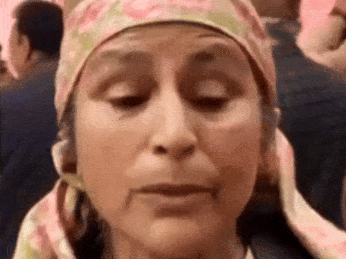 आराकोट गांव की प्रधान निर्मला राणा ने कहा कि सरकार स्वास्थ पर जल्द से जल्द ध्यान दें।