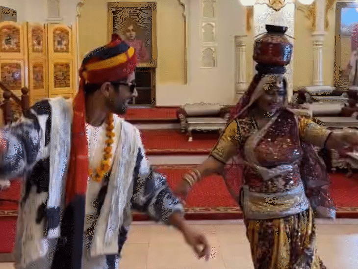 पुलकित ने महिला कलाकार के साथ जमकर डांस किया।