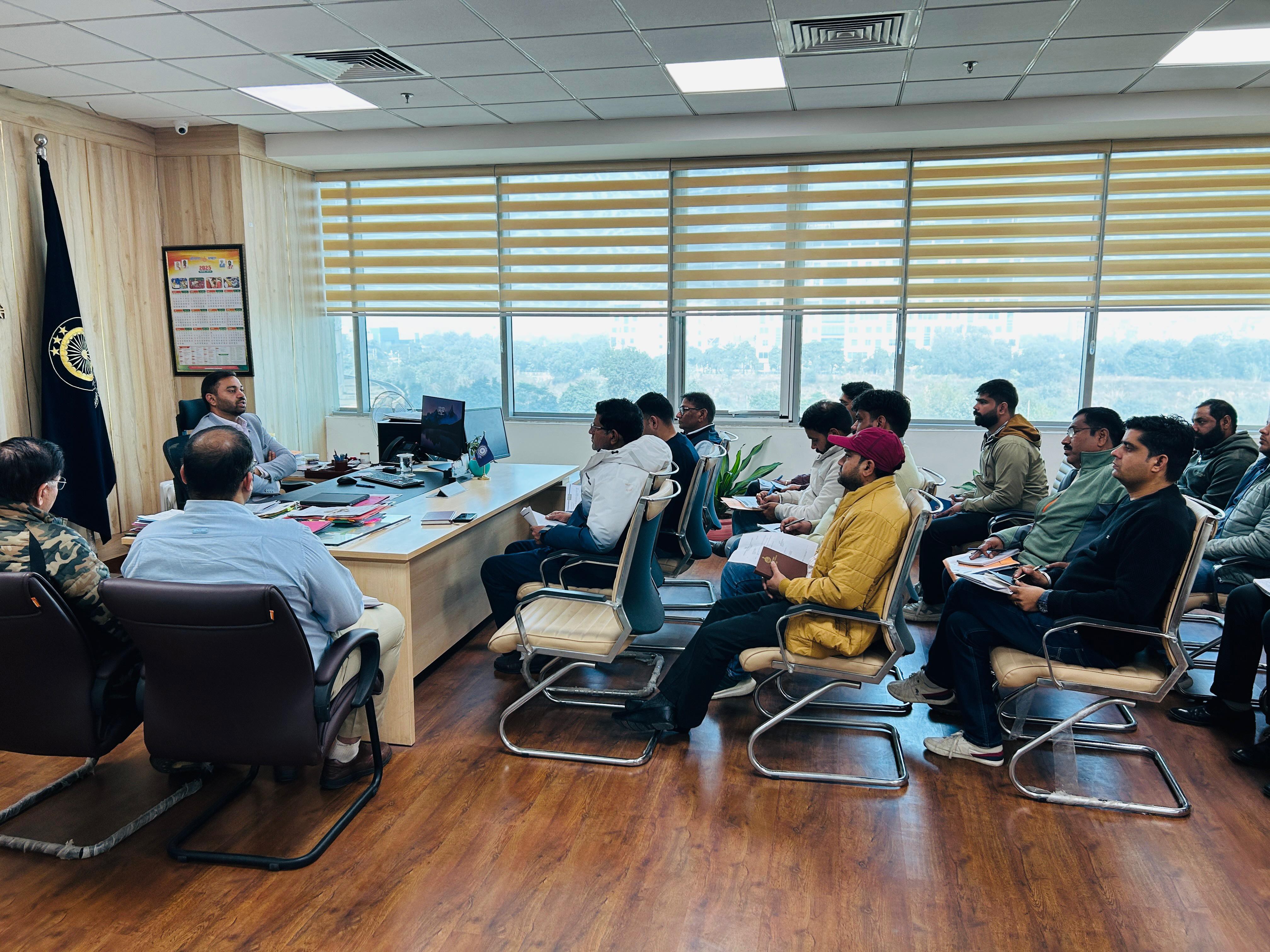 गुरुग्राम में प्रदूषण लेकर निगम आयुक्त की बैठक:  ठोस कदम उठाने के निर्देश,15 दिन में मांगी रिपोर्ट, बोले-सरकार की सर्वोच्च प्राथमिकता – Farrukh Nagar News