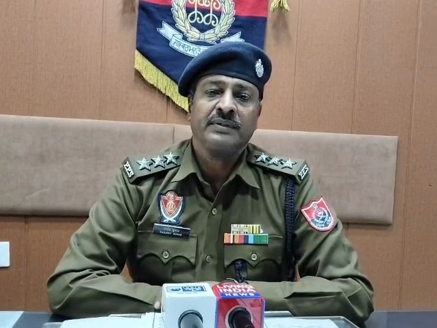 डीएसपी कोटकपूरा संजीव कुमार।