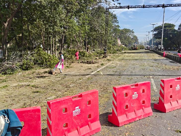 अयोध्या बायपास निर्माण संबंधित काम की शुरुआत भी हो गई है।