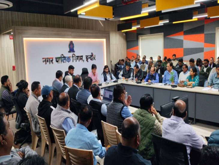 अधिकारियों को दिए जरूरी दिशा-निर्देश।