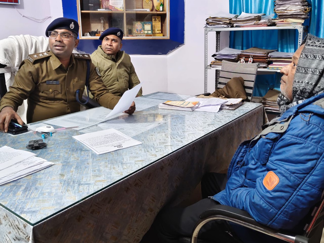 सहरसा अस्पताल से ऑक्सीजन पाइप चोरी:  अज्ञात चोरों ने घटना को दिया अंजाम, गार्ड के शोर मचाने पर भागे चोर – Saharsa News