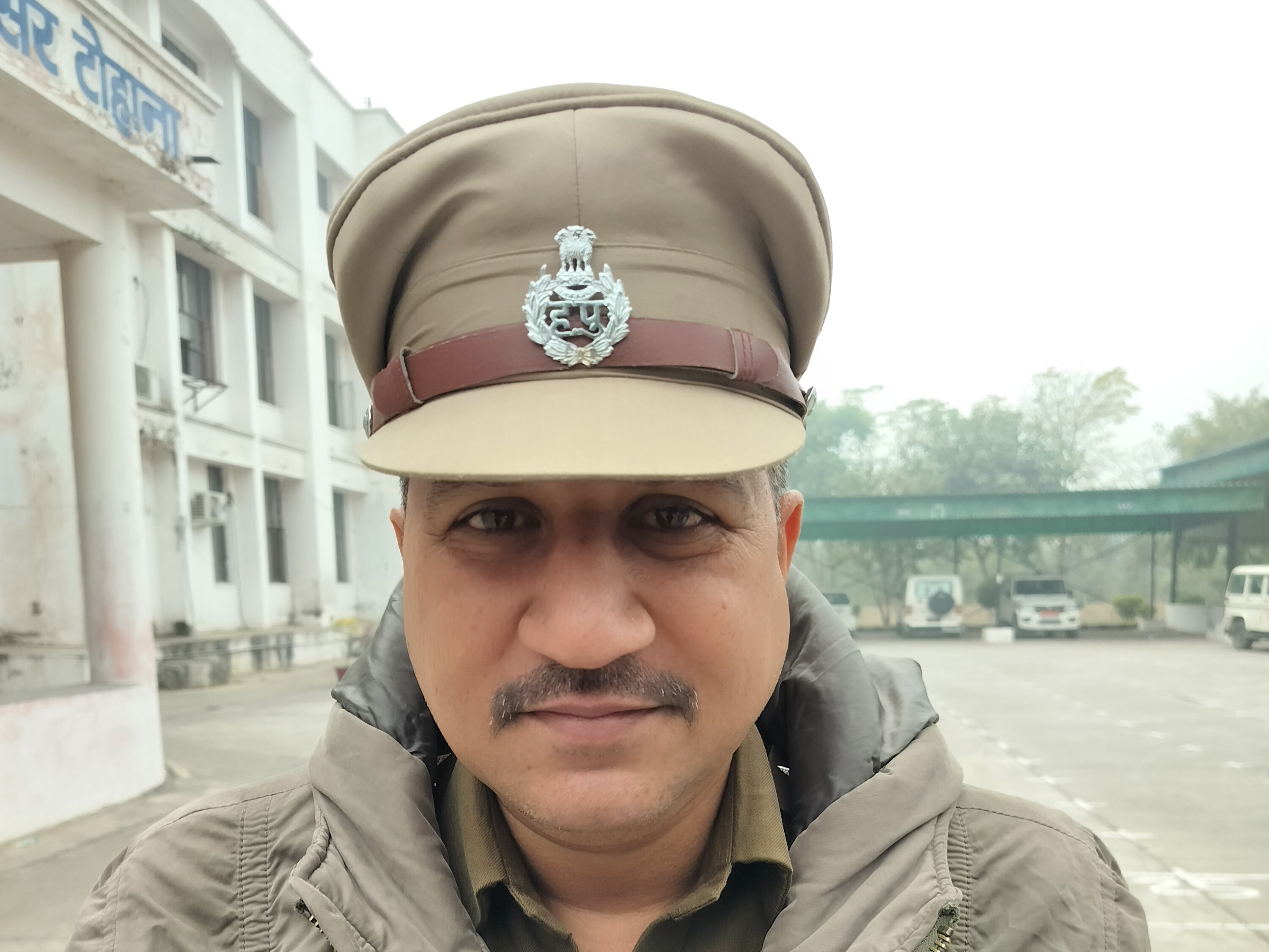 शहर थाना प्रभारी कुलदीप सिंह का कहना है कि आरोपी के खिलाफ कार्रवाई की जा रही है।