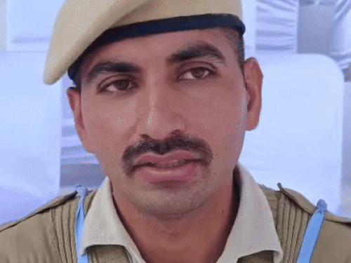 मुख्य परेड कमांडर मंजीत ने कंप्यूटर साइंस में ग्रेजुएशन की है।