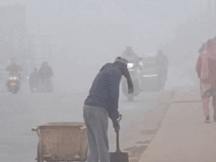 Satna records minimum temperature of 8 degrees, school timings changed | सतना में न्यूनतम पारा 8 डिग्री, स्कूलों का समय बदला: सुबह 10 बजे से लगेंगी क्लासेस, कोहरे से ट्रेनें 9 ...