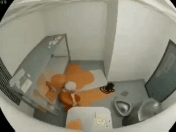 In this fake footage, Epstein is seen strangling himself.