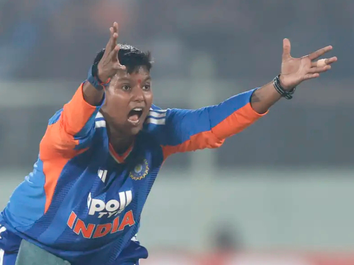 दीप्ति शर्मा 130 टी-20 में 148 विकेट ले चुकीं हैं। - Dainik Bhaskar
