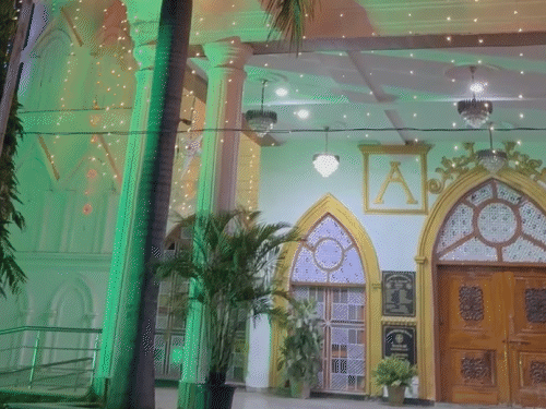 रायपुर की सेंट पॉल्स कैथेड्रल चर्च लगभग 121 साल पुरानी है