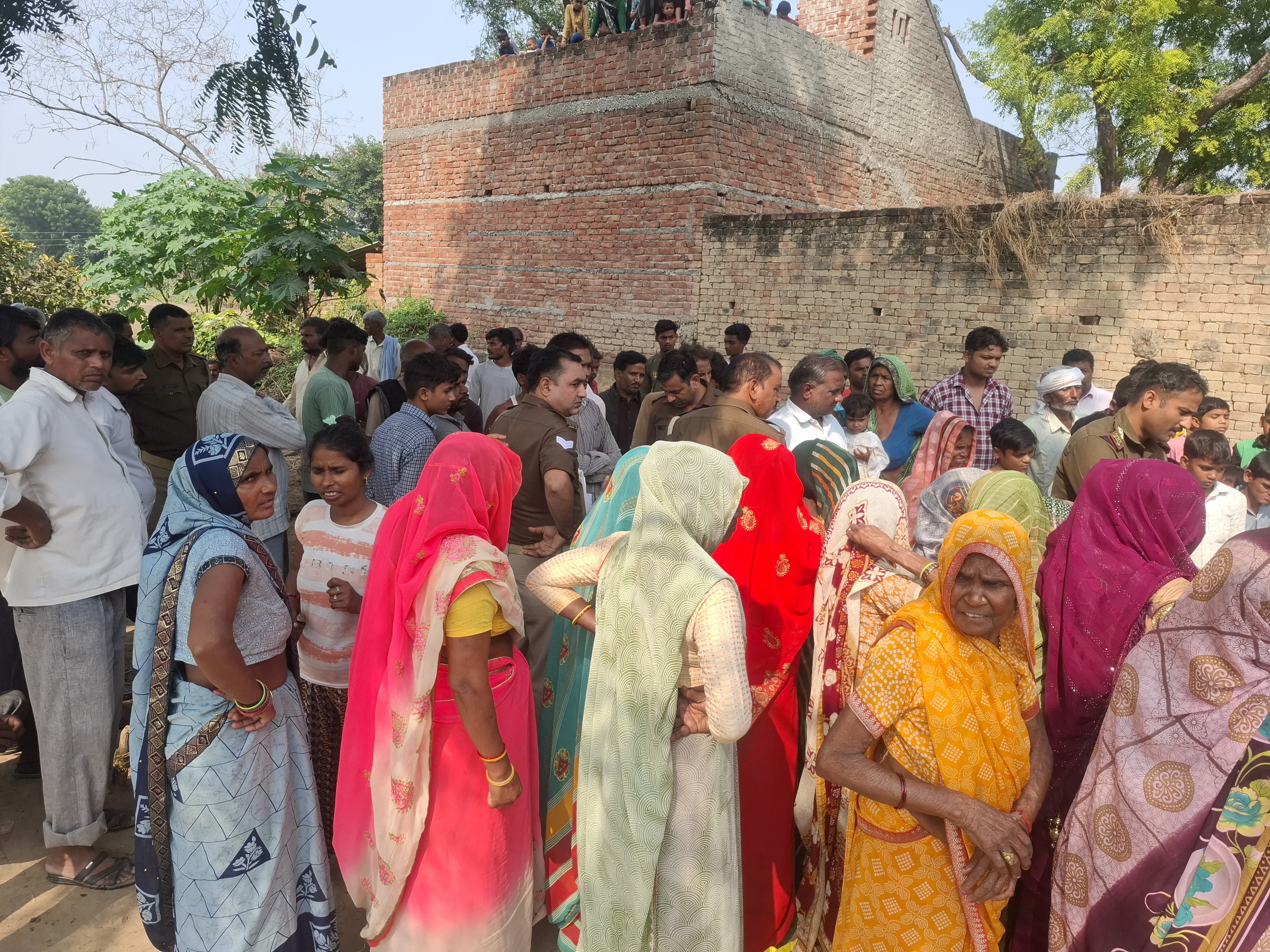 Farm Shock Farmer dies due to electric shock on farm