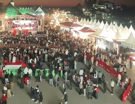 व्हाइट क्रिसमस नहीं, फिर भी जश्न फुल:  शिमला में टूरिस्टों की भीड़, मनाली में DJ पार्टी, 24 घंटे खुले रहेंगे होटल-ढाबे, देखें PHOTOS – Shimla News