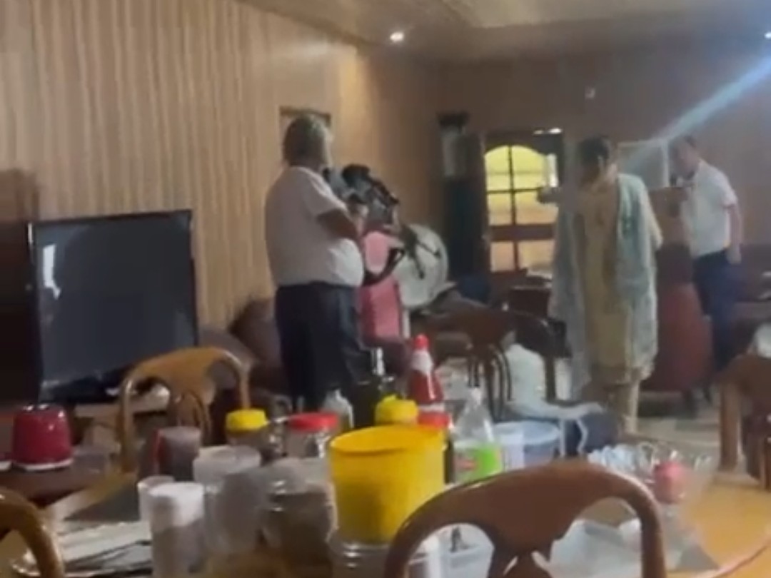 उधार दिए ₹5 लाख मांगे तो राइफल से की फायरिंग:  दोस्त के ‘दम है तो मार’ कहते ही 3 राउंड फायर किए, बटाला पैसे लेने गया था – Batala News