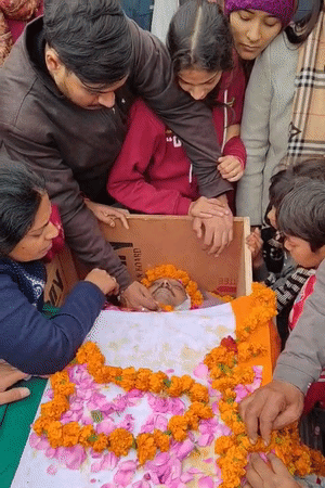 अमृतसर में ड्यूटी के दौरान बीएसएफ जवान की हार्ट अटैक से मौत हो गई।