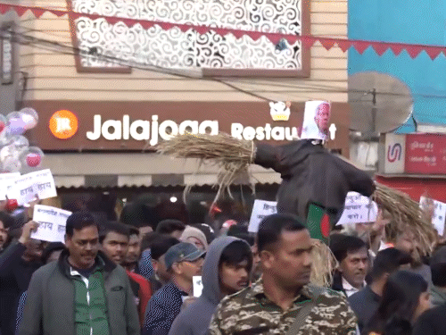 झारखंड के रांची में VHP और बजरंग दल ने विरोध प्रदर्शन किया।