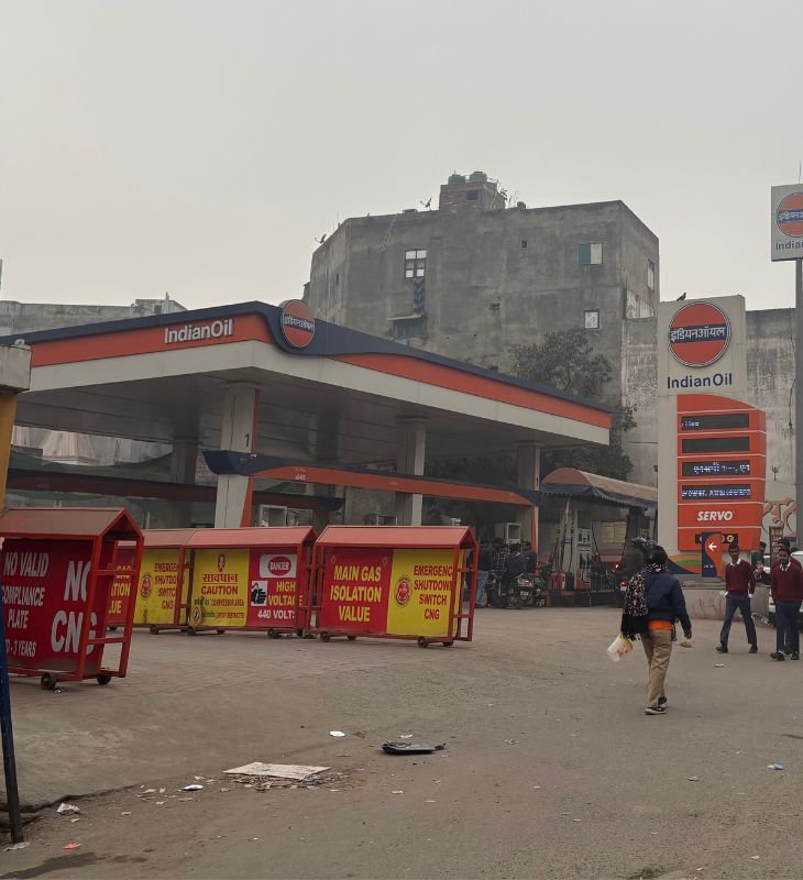 भजनपुरा के इसी पेट्रोल पंप को भीड़ ने आग लगा दी थी। हालांकि पुलिस ने जिन 5 लोगों को आरोपी बनाया, सभी बरी हो गए।