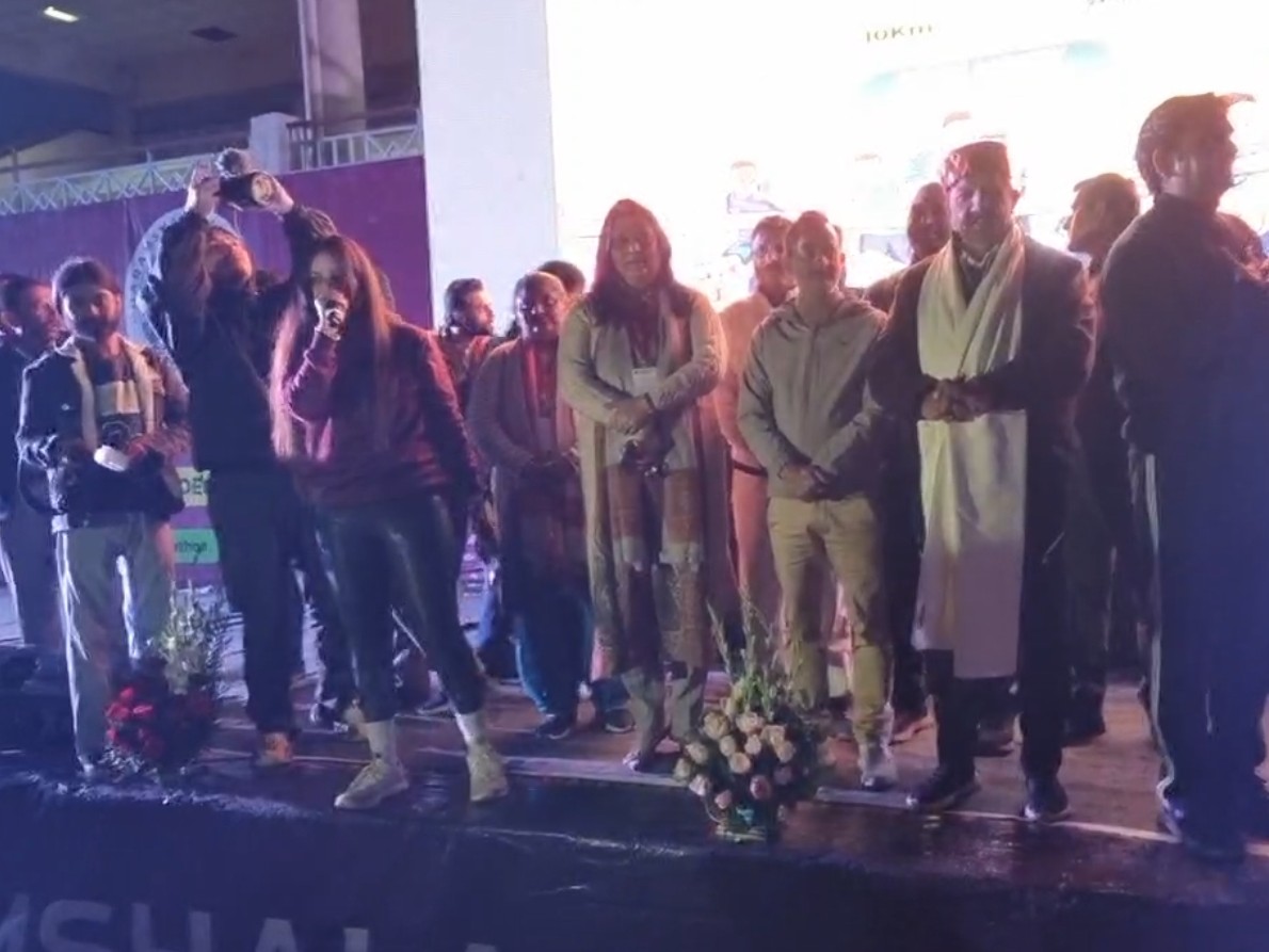 उपमुख्यमंत्री ने धर्मशाला मैराथन को हरी झंडी दिखाई:  कार्निवाल 2025 में खेल, साहित्य और सांस्कृतिक कार्यक्रम, बॉलीवुड गायक अंकित तिवारी देंगे प्रस्तुति – Dharamshala News