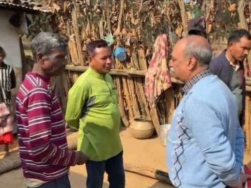 परिजनों ने बताया कि दोनों महिलाएं पिछले करीब छह महीनों से बीमार चल रही थीं।