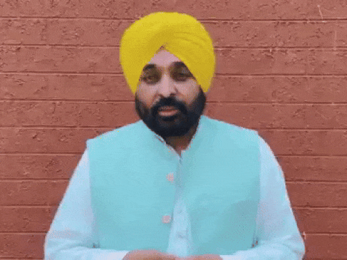 भगवंत सिंह मान व नायब सिंह सैनी।