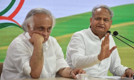 Many Congress leaders, including former Chief Minister Ashok Gehlot and former Union Minister Jairam Ramesh, are cornering the government over Aravali.