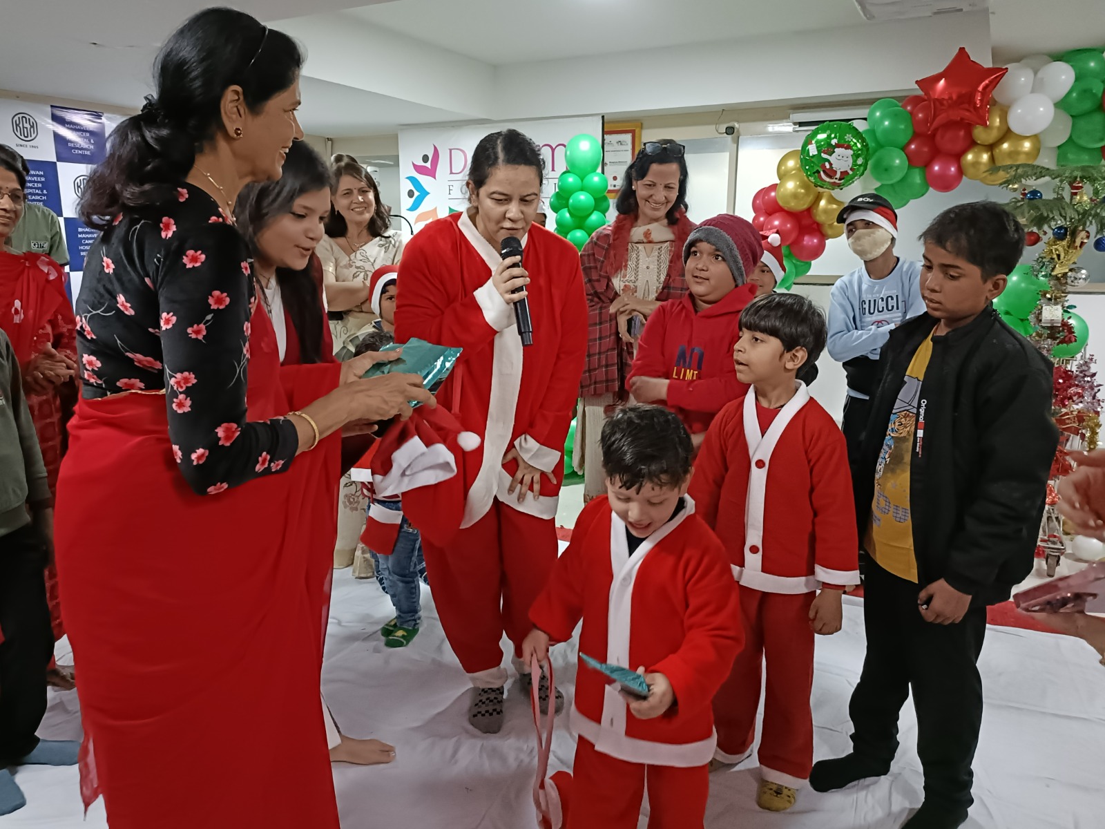 कार्यक्रम का उद्देश्य इलाज के दौर से गुजर रहे बच्चों और कैंसर से जंग जीत चुके सर्वाइवर्स के चेहरों पर मुस्कान लाना एवं उनमें सकारात्मक ऊर्जा का संचार करना रहा।