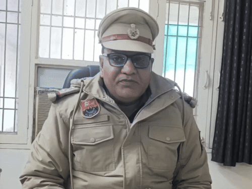 थाना प्रभारी ने कहा कि नियमानुसार कार्रवाई की जाएगी।