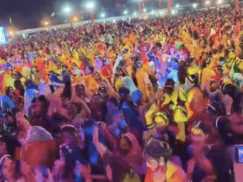 महिलाओं की घूमर ने बनाया वर्ल्ड रिकॉर्ड।