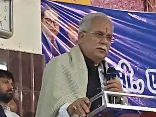 दुर्ग में पूर्व CM भूपेश बघेल ने बीजेपी, RSS, कथावाचक पं. प्रदीप मिश्रा और धीरेंद्र शास्त्री पर हमला बोला।