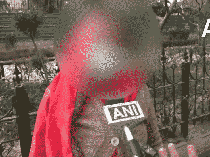 Unnao Rape Case Protest Update; Kuldeep Singh Sengar | Delhi High Court |  सेंगर को जमानत के खिलाफ दिल्ली हाईकोर्ट के बाहर प्रदर्शन: उन्नाव रेप केस की  पीड़ित बोली– डरने वाली ...