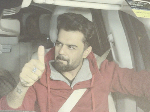 बर्थडे सेलिब्रेशन में शामिल होने मनीष पॉल पहुंचे।