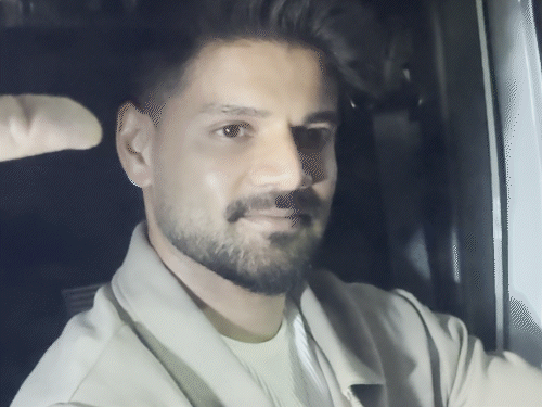 पार्टी में एक्टर सूरज पंचोली भी नजर आए।