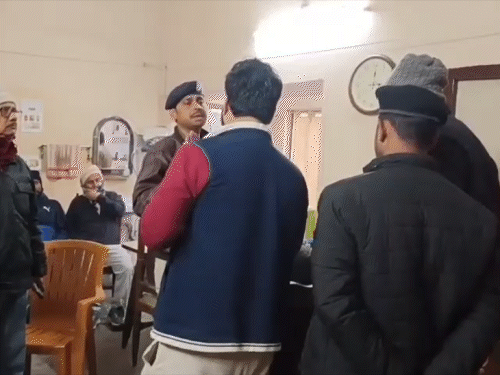 परिजनों के बयान के आधार पर जांच में जुटी पुलिस।