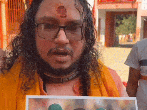 आचार्य पवन कृष्ण शास्त्री ने कहा कि जिहादियों खेलने नहीं देंगे।