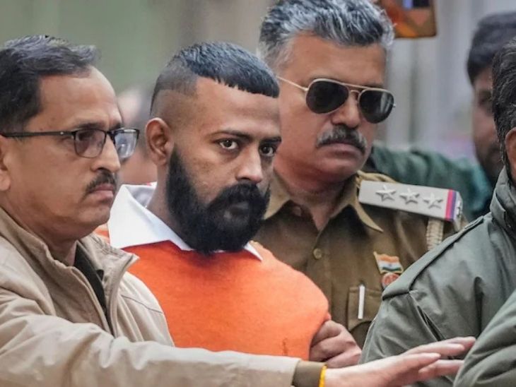 सुकेश चंद्रशेखर इस समय न्यायिक हिरासत में हैं।