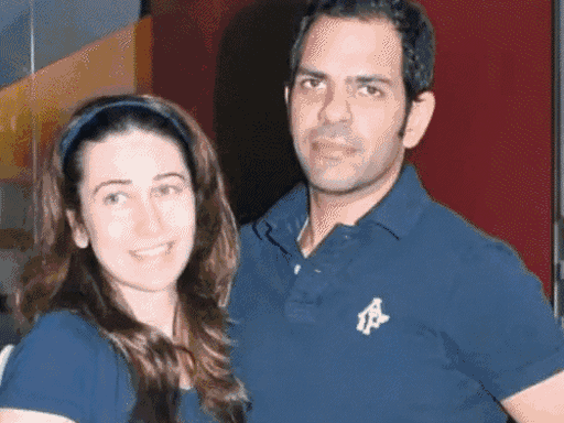 संजय कपूर और करिश्मा कपूर के दो बच्चे बेटी समायरा और बेटा कियान हैं।